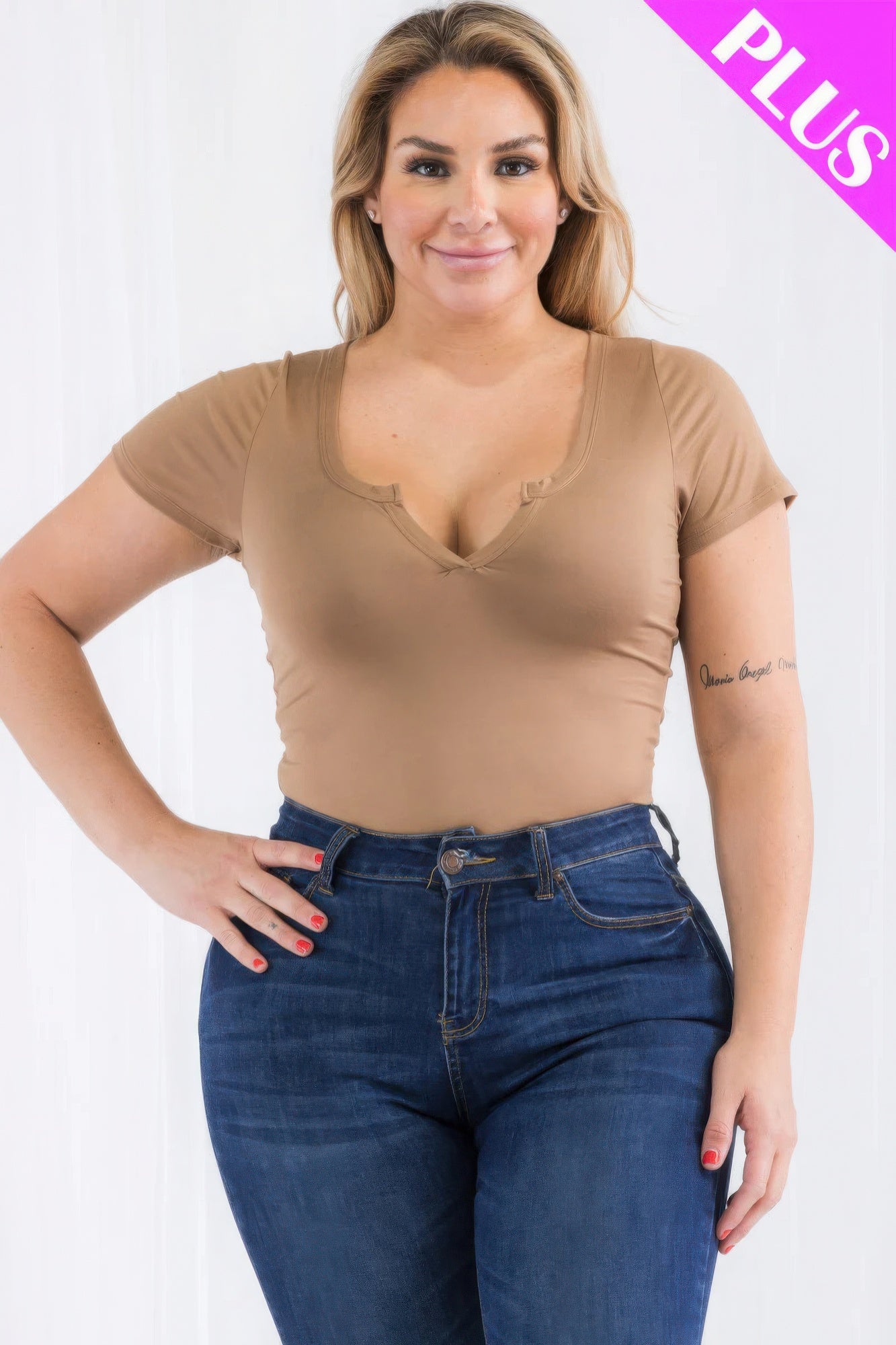 Split Charm Casual Curve Bodysuit
