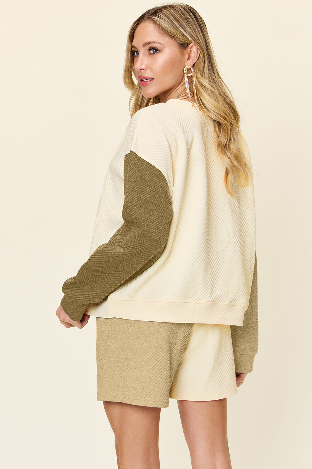 Style Shift Contrast Shorts Set