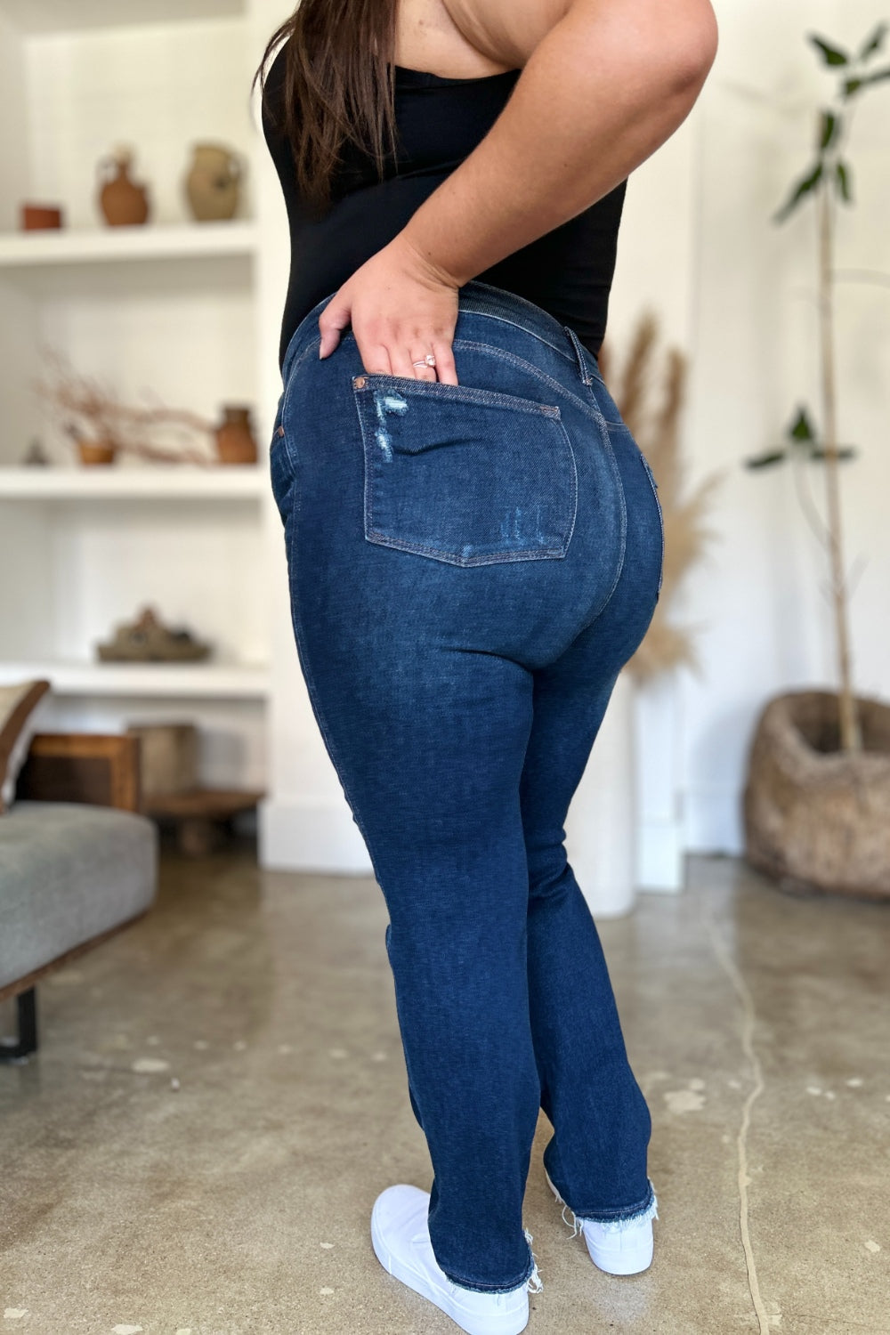 Downtown Shredded High Waist Jeans