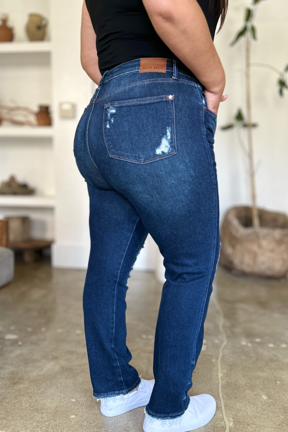 Downtown Shredded High Waist Jeans