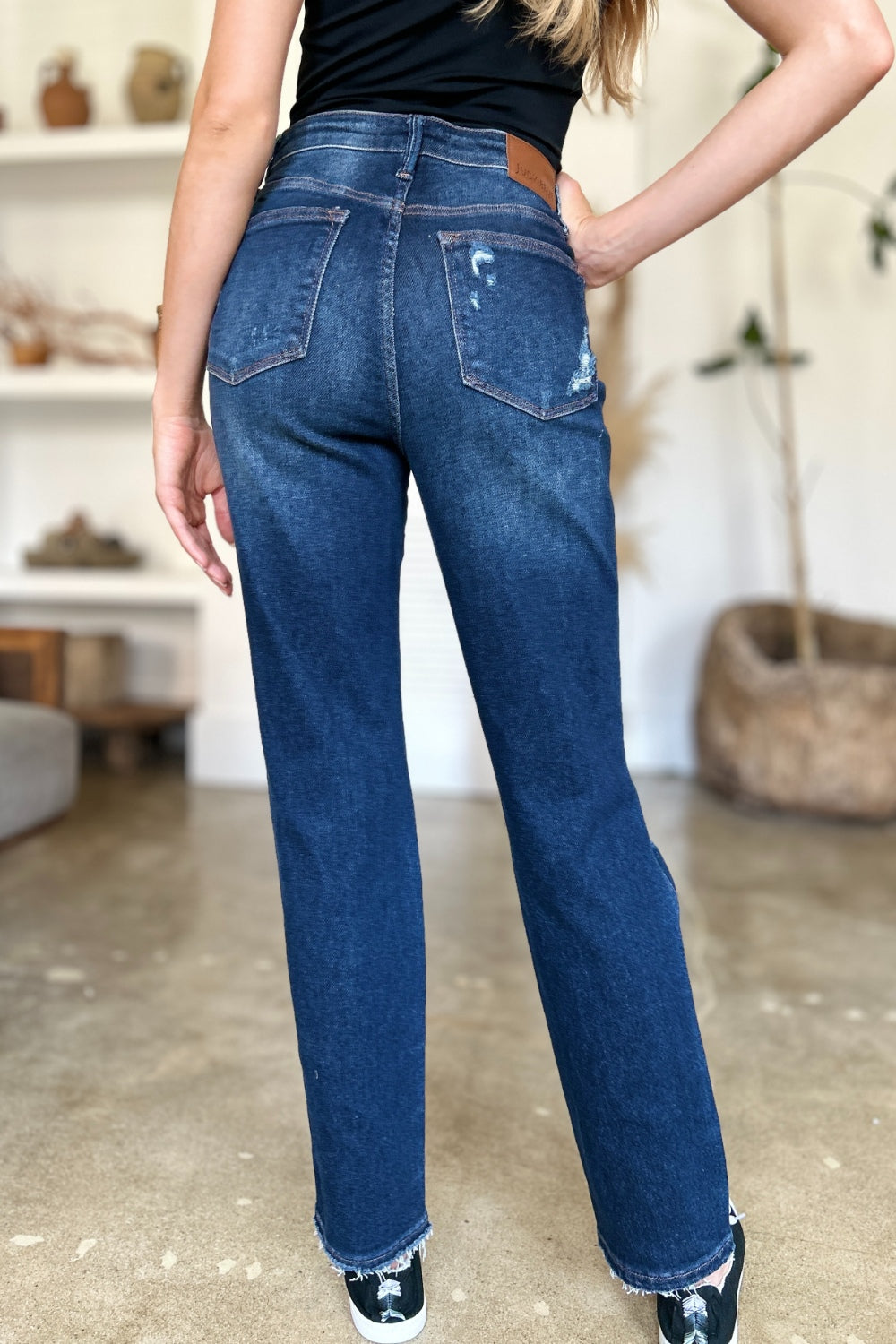 Downtown Shredded High Waist Jeans