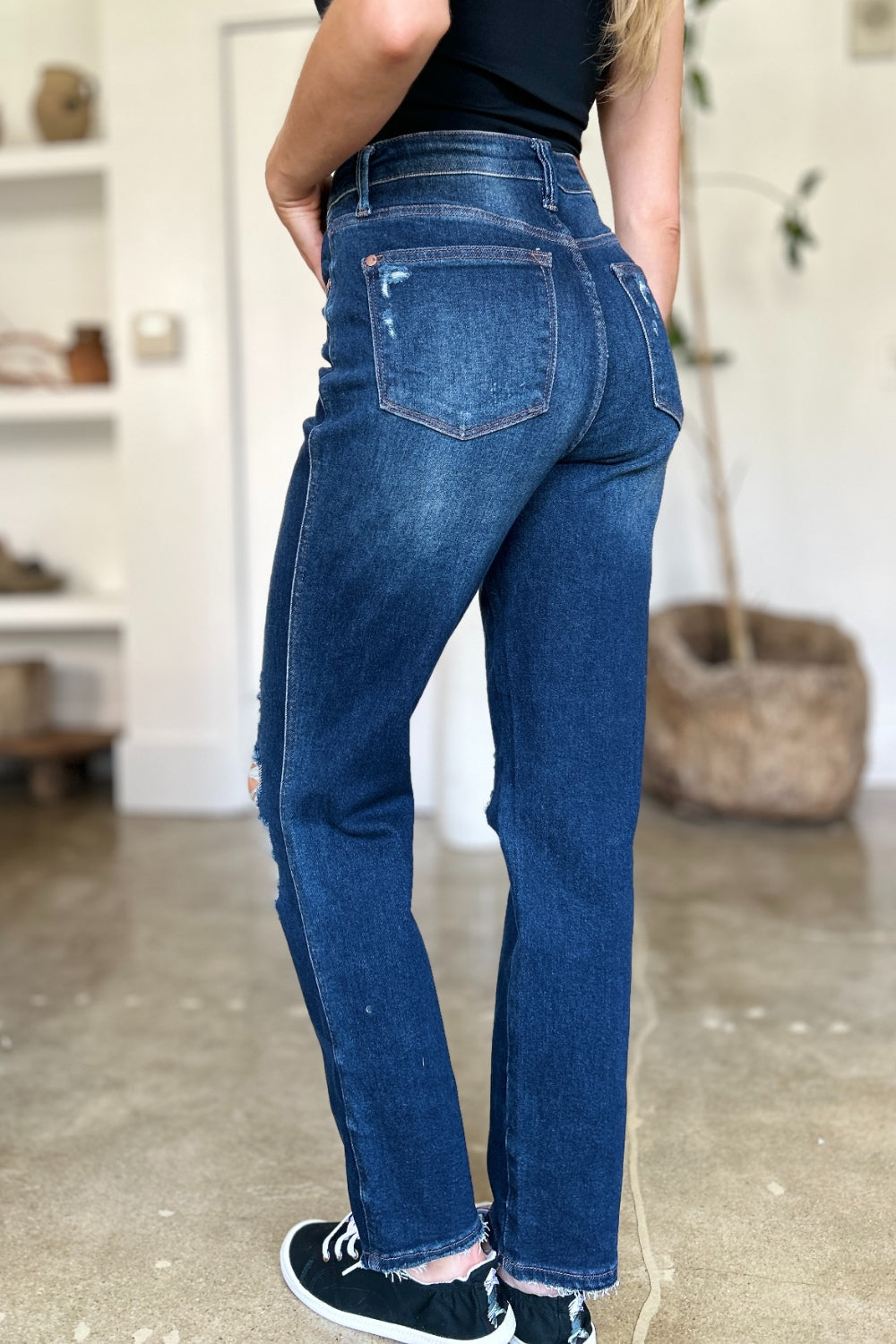 Downtown Shredded High Waist Jeans