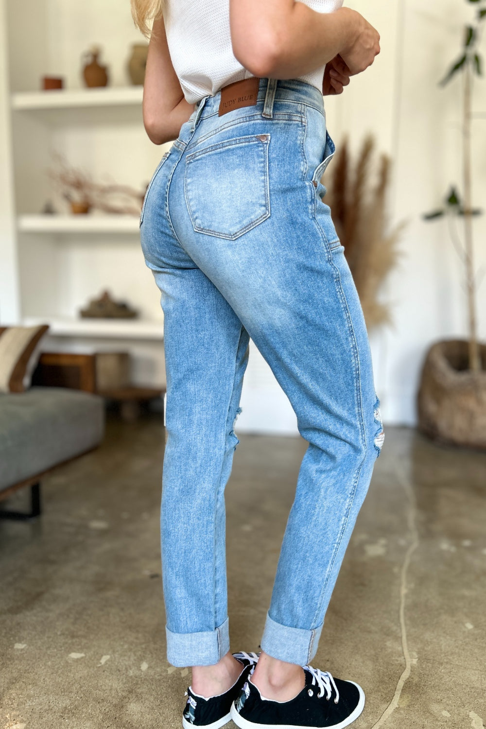 Frayed & Fitted Patch Pocket Jeans