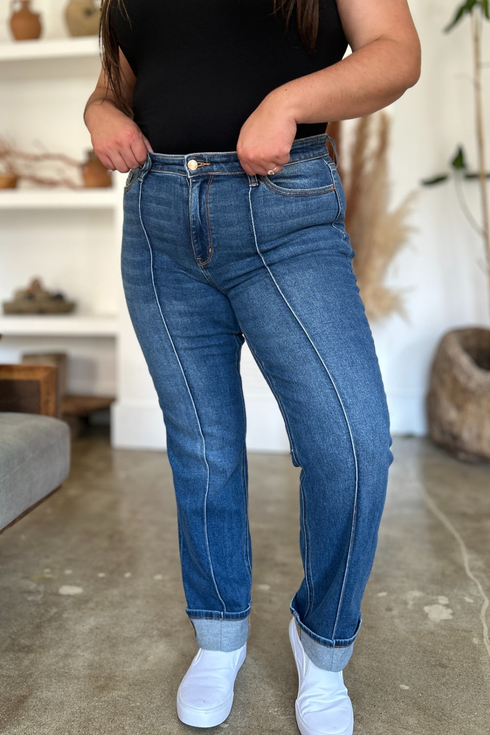 Front Focus High Waist Jeans