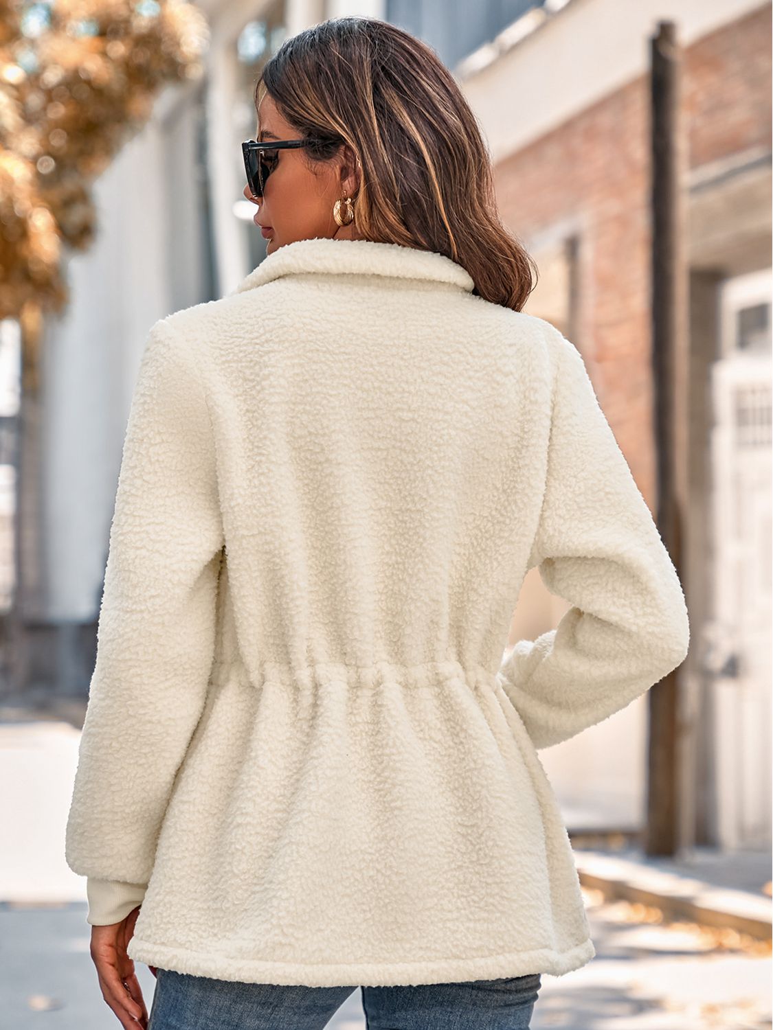 Trendy Waist-Cinching Fleece Jacket